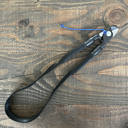 spring-loaded-cutters-black-out-edition-blue.jpg